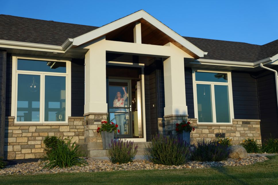 How Storm Door Replacement Helps Block Dust, Pollen & Bugs in Indiana